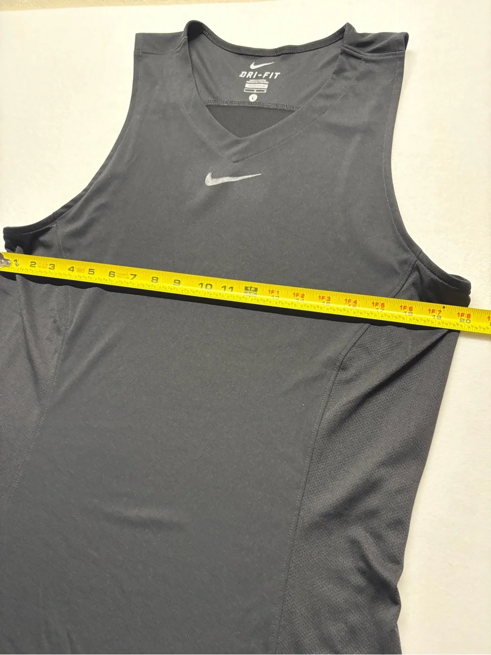 Nike Dri-FIT Mens Sleeveless Training Shirt Black V-Neck Gym Tank Top Large